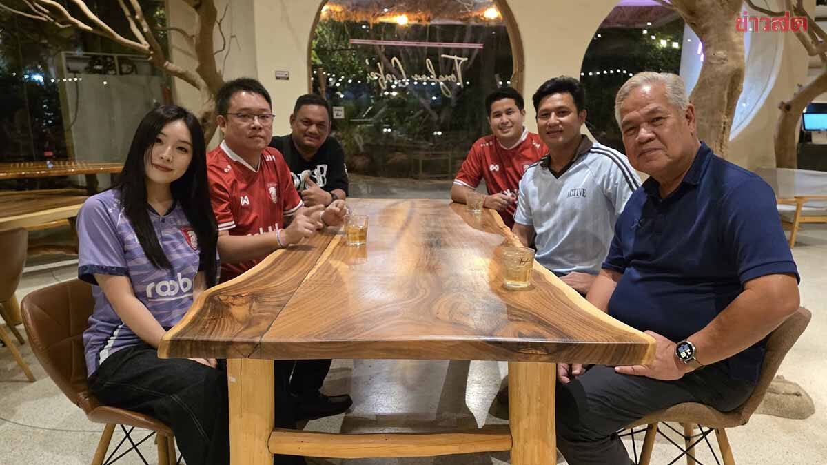 พลังกาญจน์ ตั้ง ประวีณวัช-ศักรินทร์ อดีตแข้งทีมชาติ นั่งโค้ชคู่ทำทีมรุ่นเยาวชน