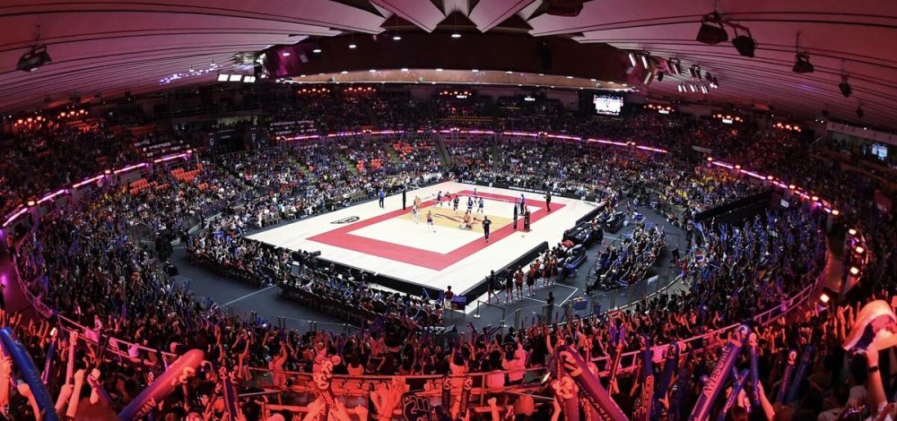 FIVB  ล็อกเป้าไทยจัดวอลเลย์บอลหญิงเนชันส์ ลีก ปีหน้า 1 สนาม