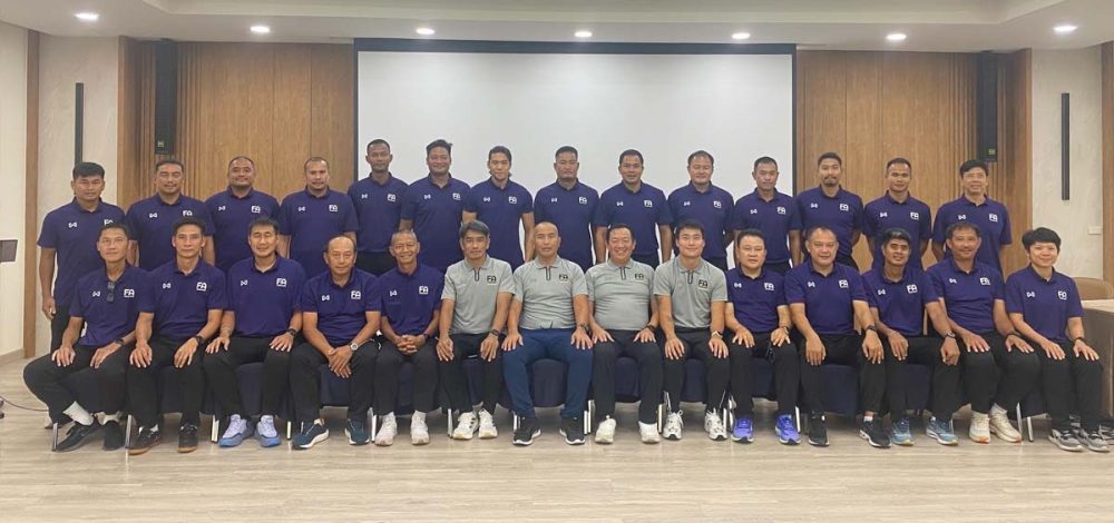 กวินทร์ ขึ้นแท่นโค้ช หลังผ่านอบรม AFC Goalkeeper B Diploma