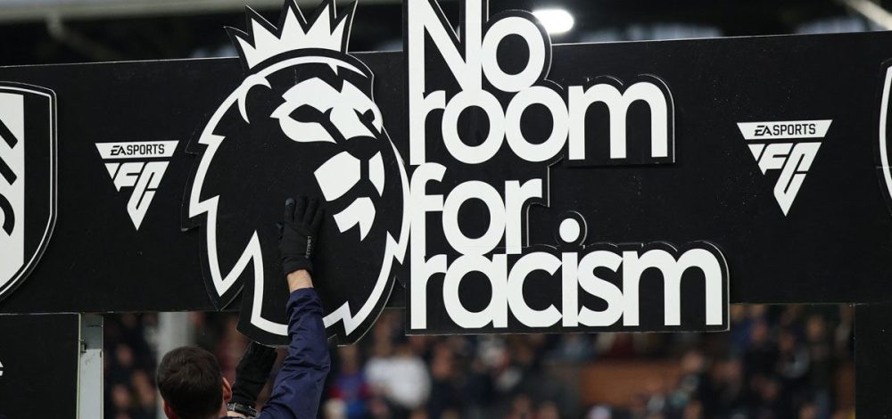 ช็อกวงการลูกหนังอังกฤษ แข้ง พรีเมียร์ลีก ถูกเอเยนต์ชักปืนข่มขู่กลางกรุงลอนดอน