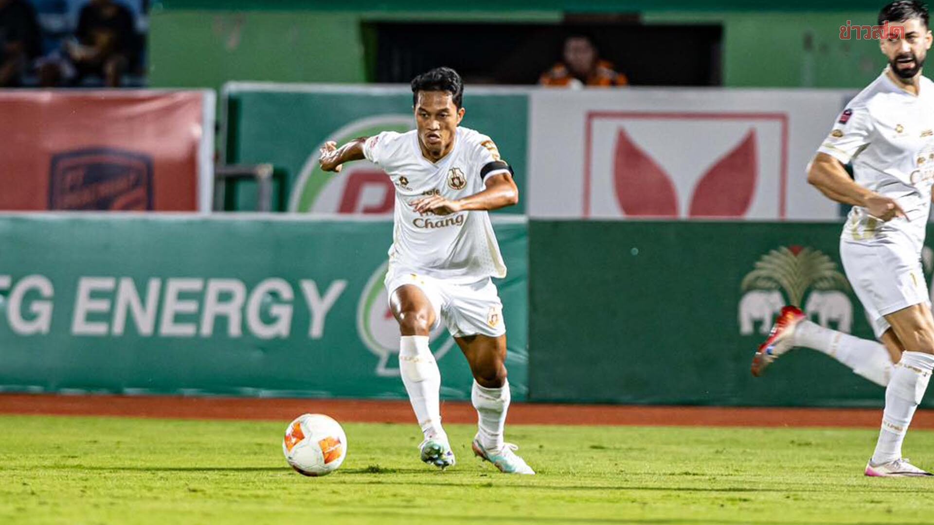 อนันต์ เจ็บจากเกมไทยลีกนัดล่าสุด ถอนทีมชาติไทย ชุดดวล สิงคโปร์ – ศรีลังกา