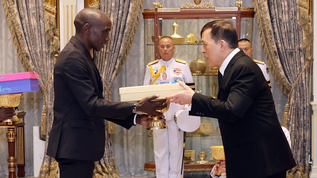 คิปโชเก ปลื้มปิติได้รับพระราชทานวโรกาสให้เข้าเฝ้าในหลวง-พระราชินี