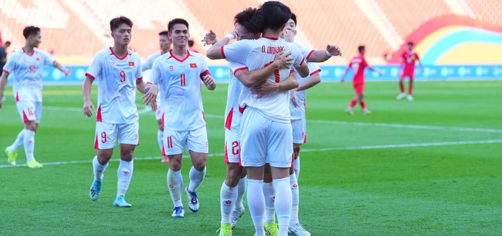 เวียดนาม เฉือน ลาว ประเดิมนัดเปิดสนาม ฟุตบอลชาย ซีเกมส์ ครั้งที่ 33