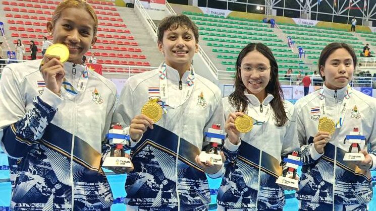 ว่ายน้ำไทย คว้าเหรียญทองที่ 4 จากทีมผลัดฟรีสไตล์ 4×200 เมตรหญิง