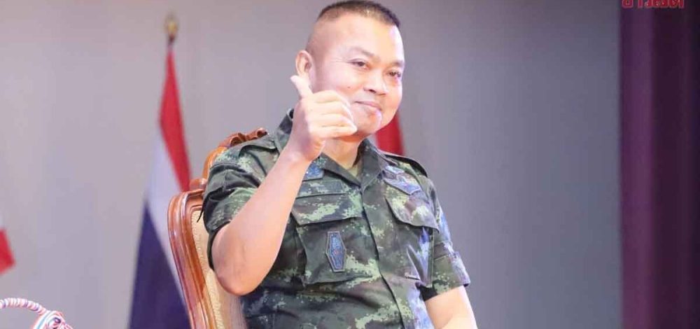 ในหลวง โปรดเกล้าฯ พระราชทานยศ ‘พลเอก’ ให้แม่ทัพกุ้ง บุญสิน พาดกลาง พร้อม 14 ทหารราชองครักษ์
