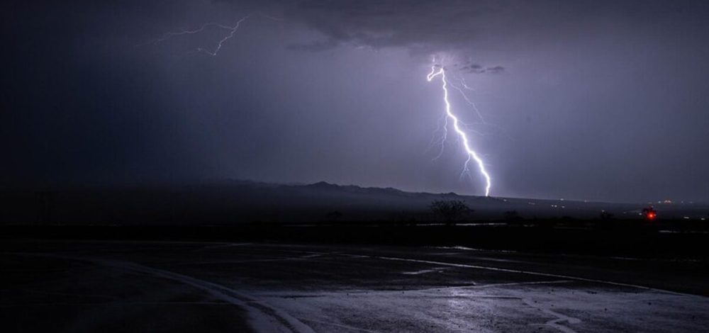 กรมอุตุนิยมวิทยา สภาพอากาศพรุ่งนี้ ฝนตกหนักถึงหนักมาก เตือนระวังอันตราย