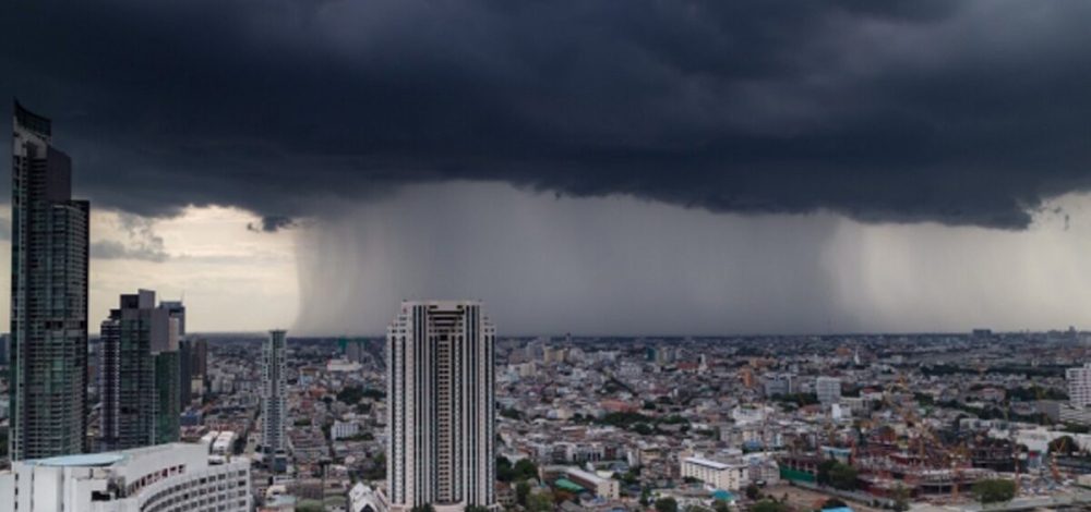 สภาพอากาศวันนี้ กรมอุตุฯ เปิดชื่อ 27 จังหวัด เตือน ฝนถล่มหนัก