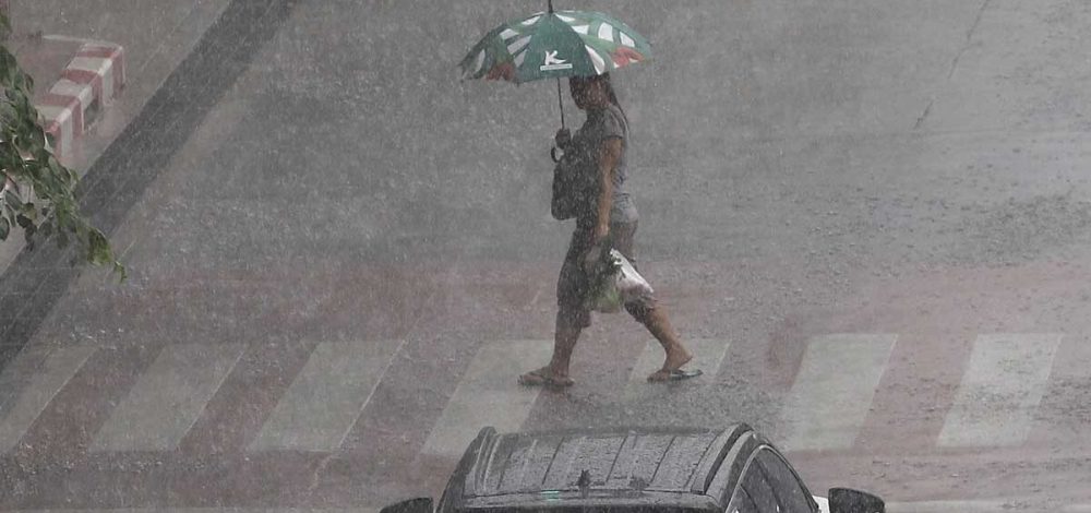 สภาพอากาศวันนี้ 46 จังหวัด รับมือพายุฤดูร้อน ฝนฟ้าคะนอง