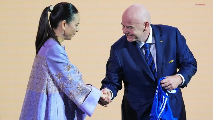 อินฟานติโน ประธานฟีฟ่าส่งเทียบเชิญมาดามแป้งร่วมชมนัดชิงบอลโลกเมืองมะกัน