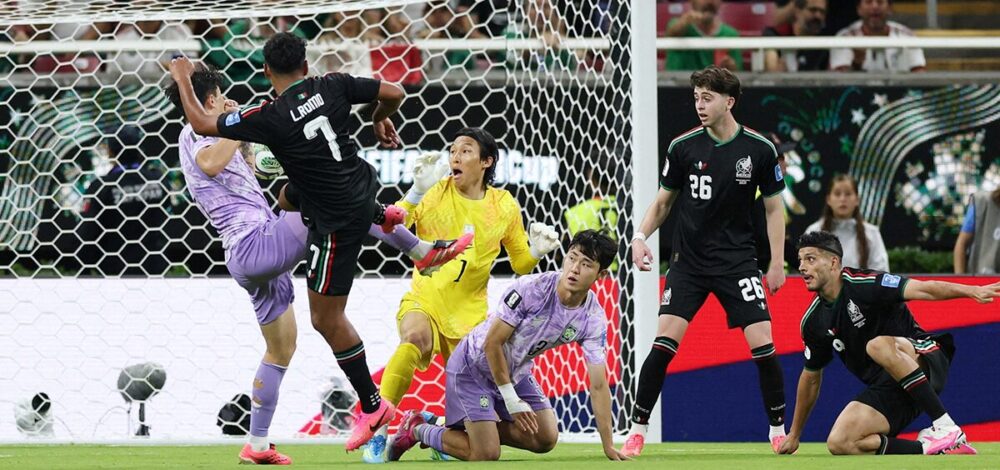 เม็กซิโก เฉือน เกาหลีใต้ พร้อมการันตีเข้ารอบน็อกเอาต์บอลโลกเป็นทีมแรก