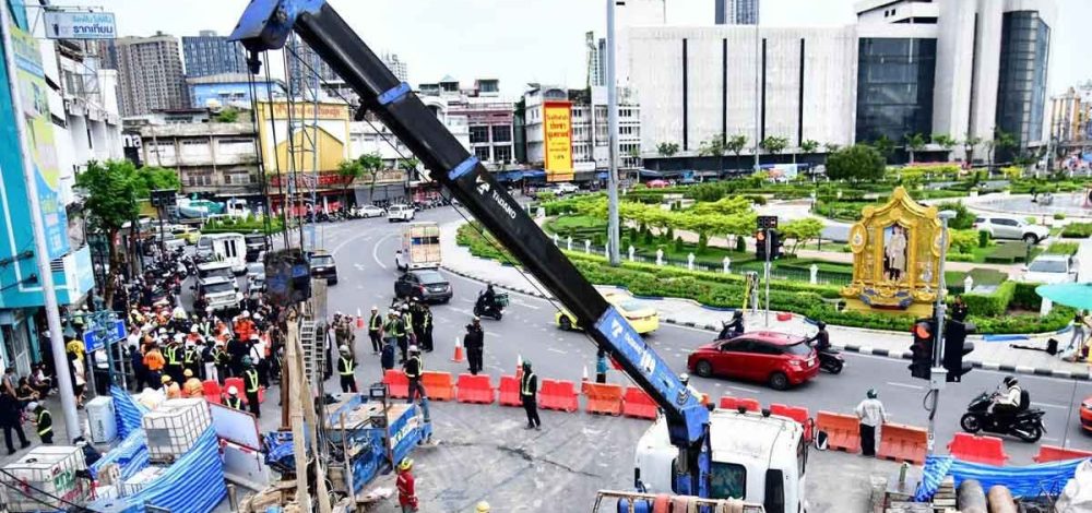 สั่งปิดถนน ลดแรงสั่นสะเทือน เหตุดินทรุด อุโมงค์รถไฟฟ้า วงเวียนใหญ่ กทม. งัด 3 มาตรการด่วน รับมือ