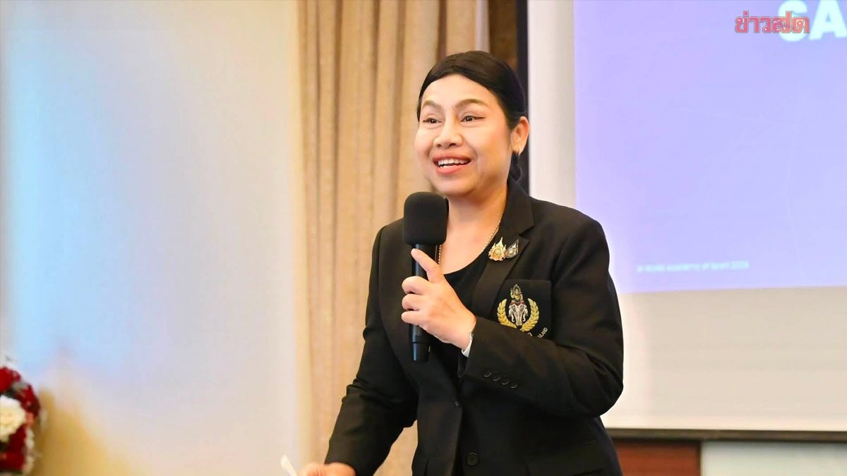 โปรดปราน เข้าป้าย ผู้ว่าการกีฬาแห่งประเทศ คนที่ 14 – ผู้หญิงคนแรกขององค์กร