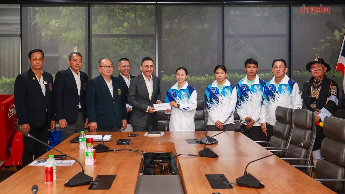 ‘พญาหงส์’ นำทีม 3 นักกีฬาบุกโคโซโวล่าเหรียญมวยไทยชิงแชมป์โลก