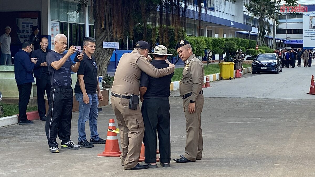 เปิดปมเหตุ นักเรียนบุกยิงในโรงเรียน คาดแค้นครูสั่งพักการเรียน 2 อาทิตย์