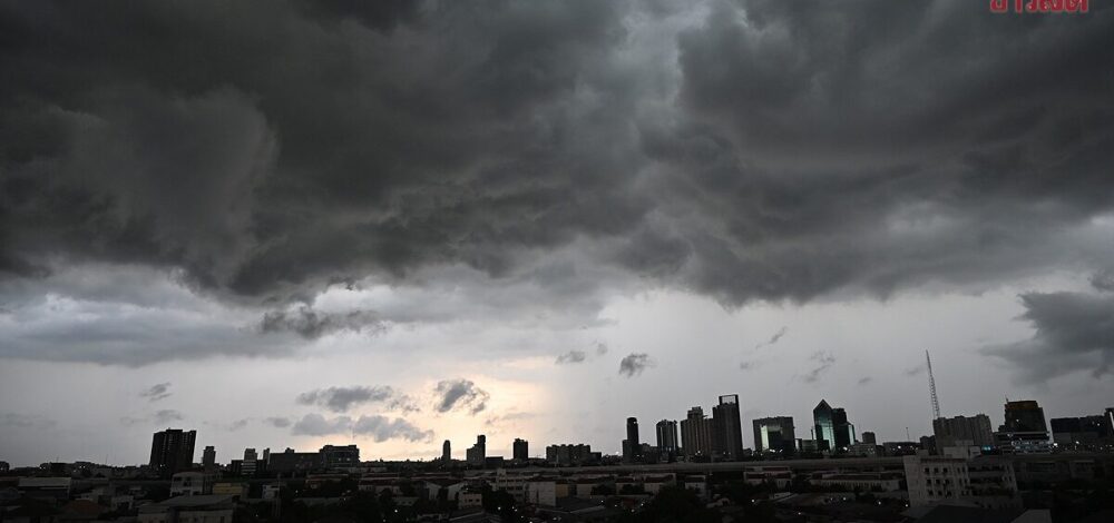 กรมอุตุนิยมวิทยา ประกาศฉบับ 6 เตือนฝนตกหนัก 67 จังหวัด ระวังน้ำท่วม-น้ำป่าไหลหลาก