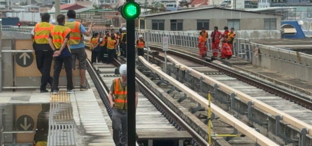 'ชัชชาติ' ลุยตรวจเพลิงไหม้บนรางรถไฟฟ้าสถานีเตาปูน 'รฟม.' เร่งหาสาเหตุ ตั้งเป้าเปิดใช้เช้าพรุ่งนี้