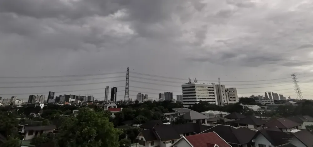 สภาพอากาศวันนี้ กรมอุตุฯ เปิดชื่อ 30 จังหวัด ฝนฟ้าคะนอง ระวังอันตราย