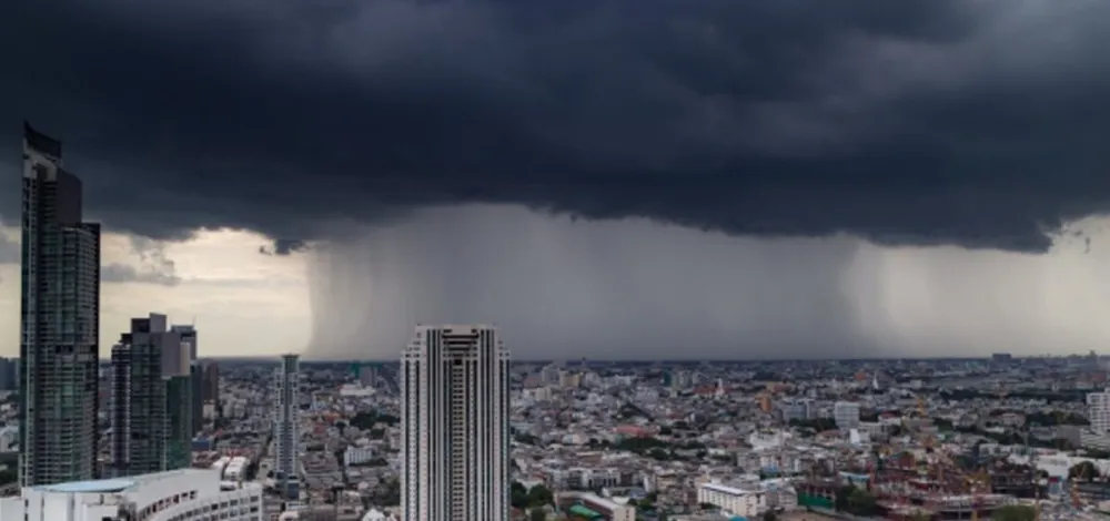 สภาพอากาศวันนี้ กรมอุตุฯ เปิดชื่อ 37 จังหวัด ฝนตกหนัก ระวังอันตราย