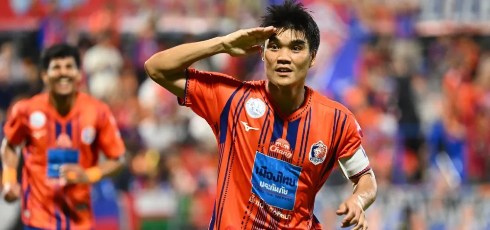 การท่าเรือ ยิงดุถล่มระยอง – บีจี เปิดบ้านทุบ เชียงราย 10 คน ผลบอลไทยลีก