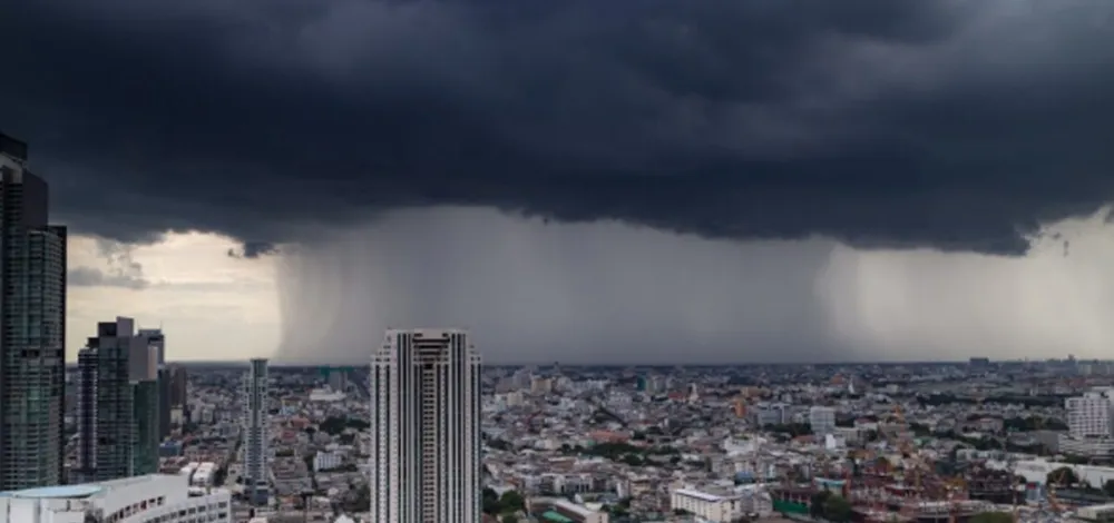 สภาพอากาศวันนี้ กรมอุตุฯ เปิดชื่อ 35 จังหวัด ฝนตกหนักถึงหนักมาก